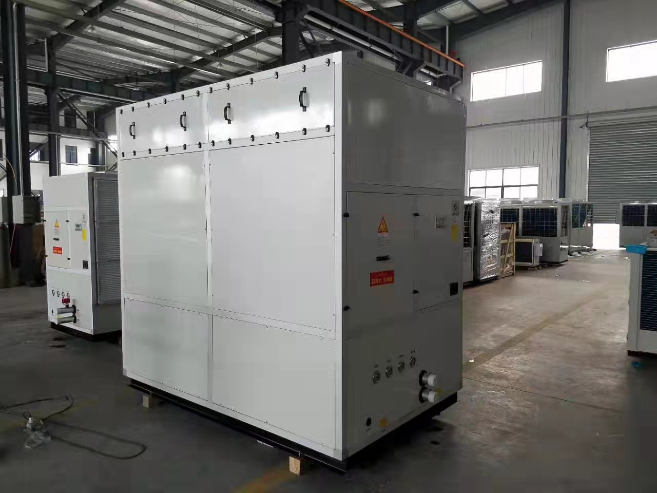 杭井 15P风冷热泵柜机(R410A)，RF43SONP(侧出风带风帽)