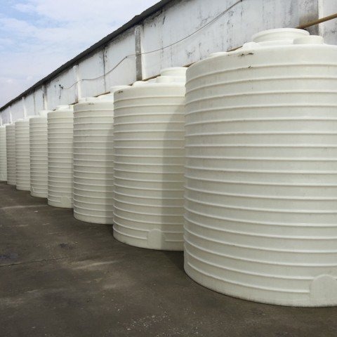 供应瑞通40立方工地用水塑料储罐40吨塑料水箱PE水塔耐酸碱抗老化颜色多种规格多样