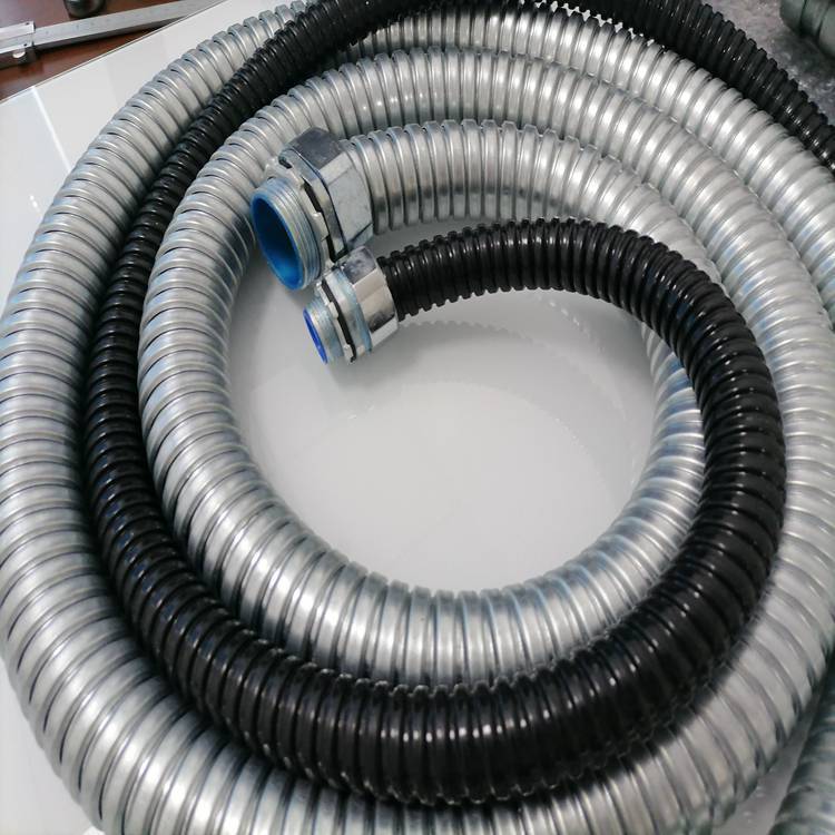 4寸黑色金属包胶波纹管加厚型防水设备护线管DN100金塑穿线蛇皮管