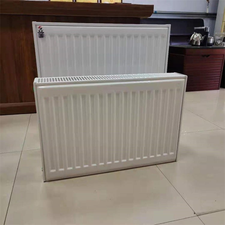 GB22 板式散热器 钢制板式对流散热器 钢制板式暖气片 板式对流散热器 壁挂式图片