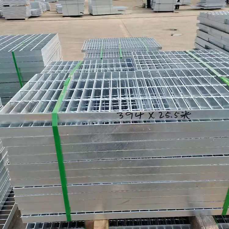 污水厂钢格板 沟盖板带钢边 镀锌踏步板 网众 联系方式