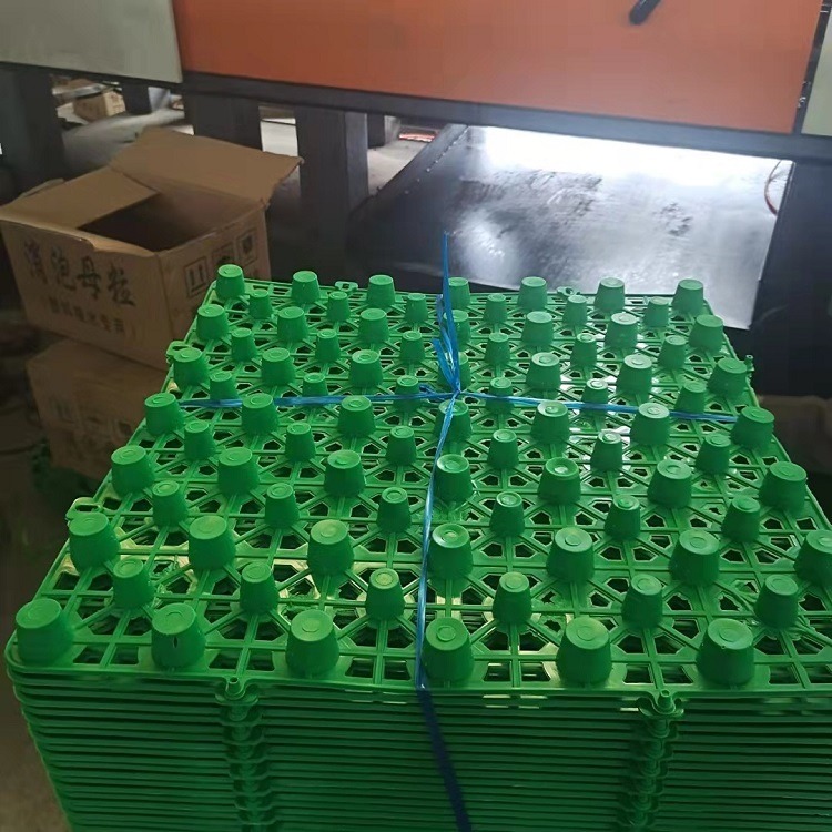丰南市车库顶板蓄排水板 加强型塑料排蓄水板 HDPE凹凸疏水板价格优惠
