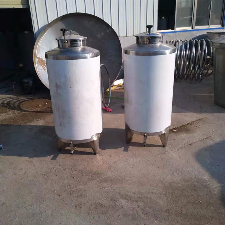 山东厂家可现场定做大型不锈钢储水罐  锦盛100升小型白酒啤酒储存设备