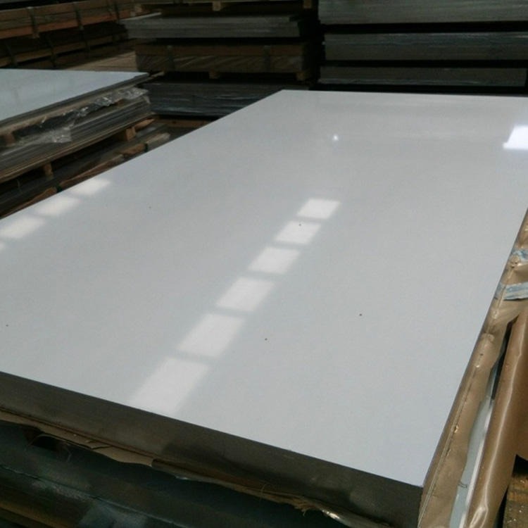 批发涂层烤漆铝板 聚酯烤漆铝加工 现货供应白色铝板价格图片
