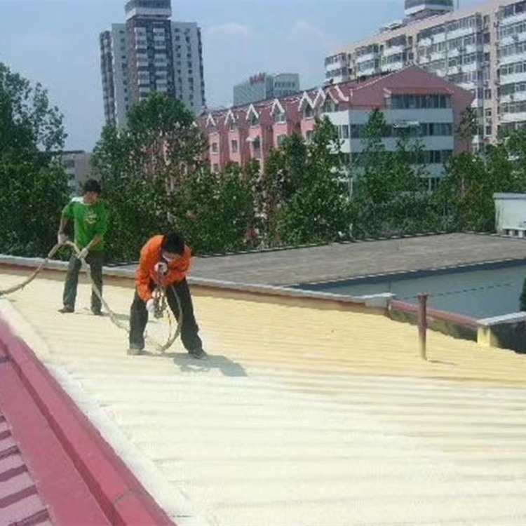 承接聚氨酯工程 屋顶保温防水墙壁隔热隔音一体化泡沫喷涂 销售黑白料组合聚醚