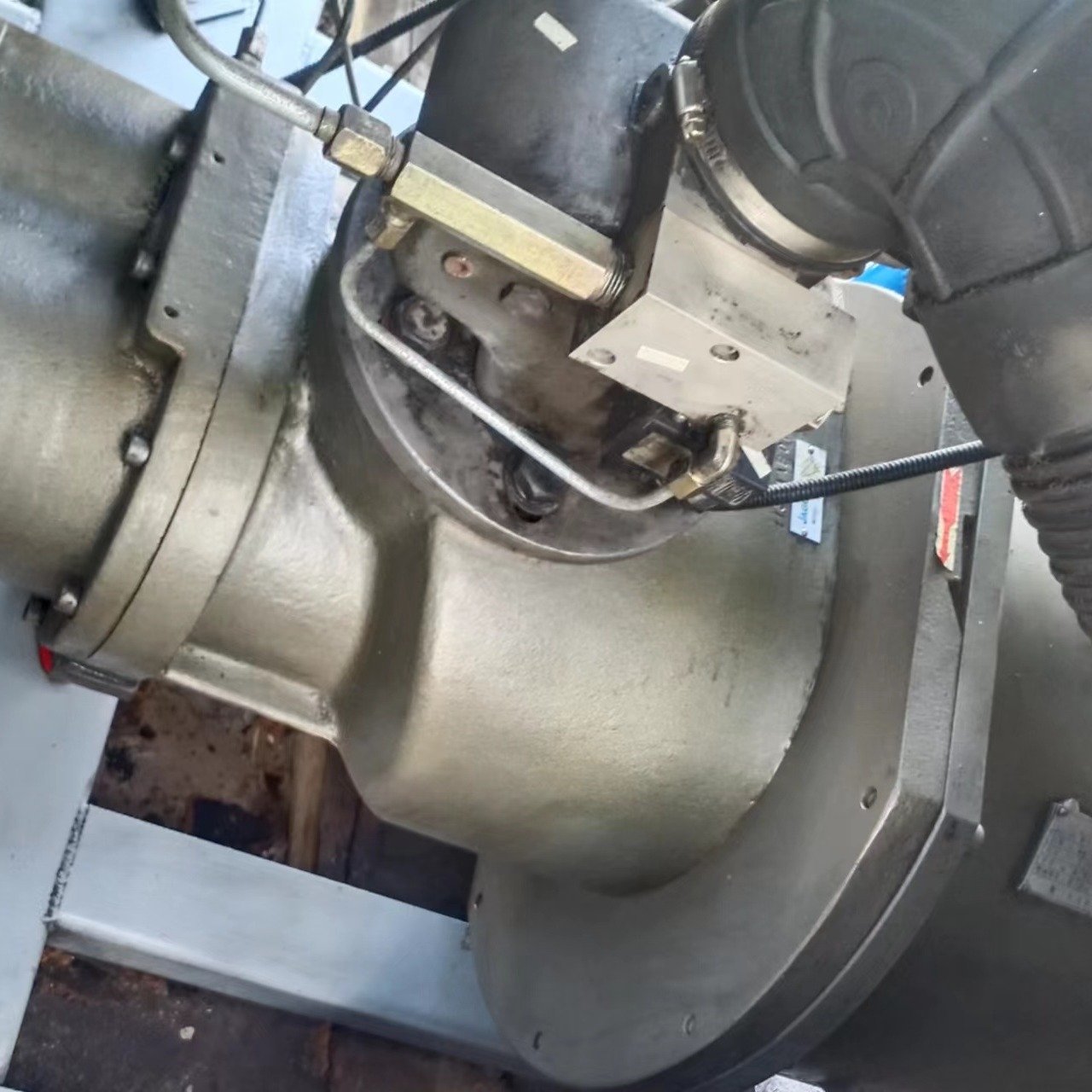 110kw螺杆空压机      螺杆空压机供应   节能两级压缩螺杆空压机